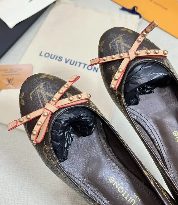 hype LV flat shoes