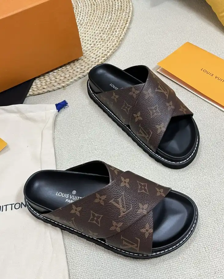 hype LV Slippers