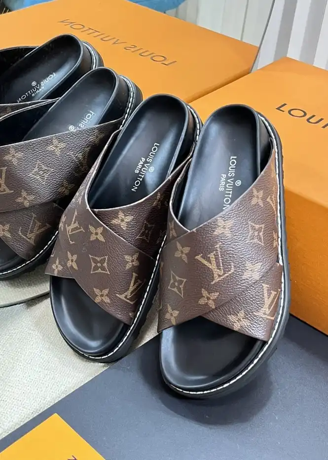 hype LV Slippers