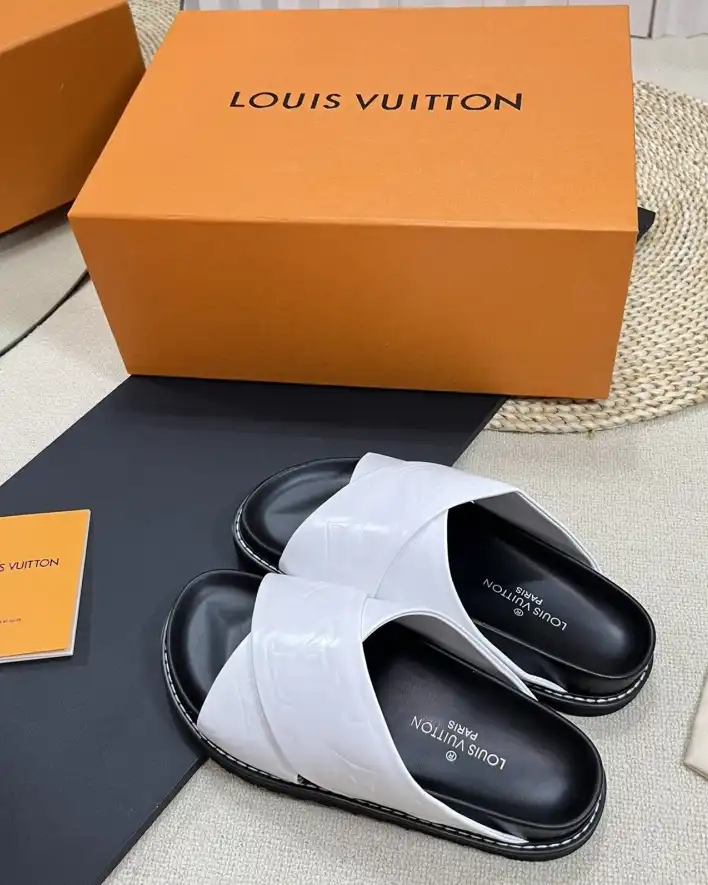 hype LV Slippers