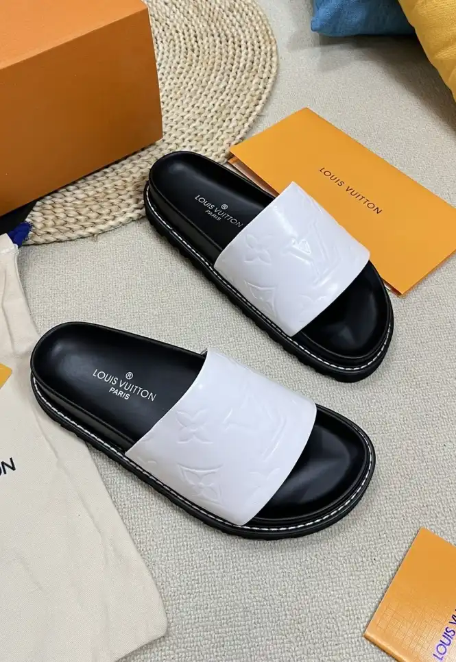 hype LV Slippers