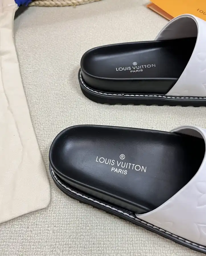 hype LV Slippers