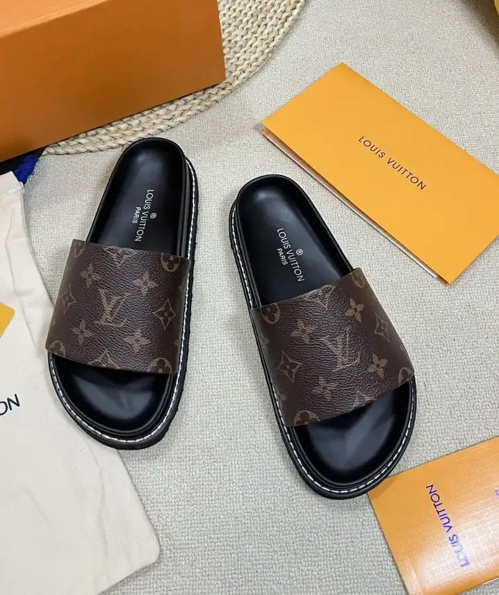 hype LV Slippers