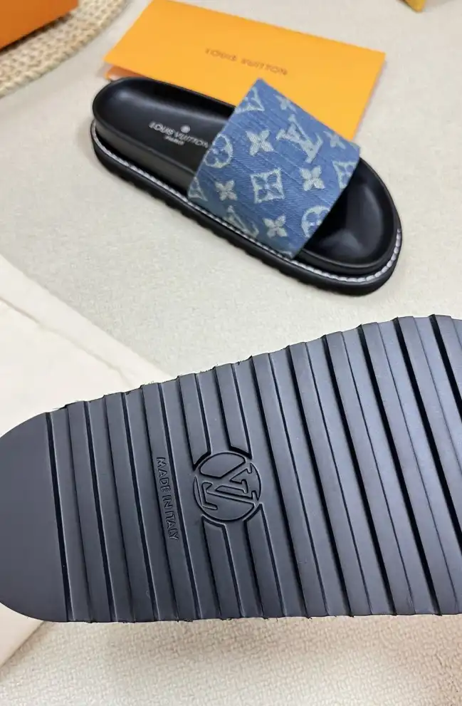 hype LV Slippers