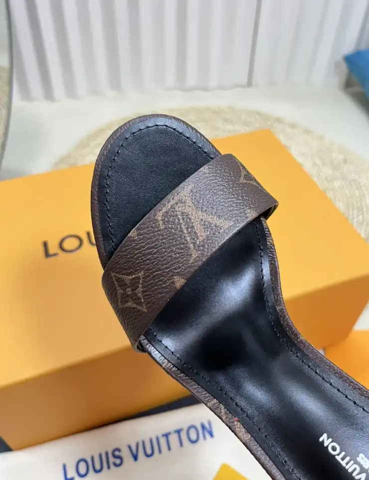 hype LV High Heels