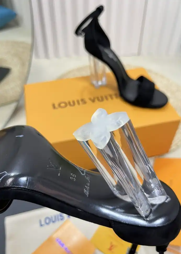 hype LV High Heels