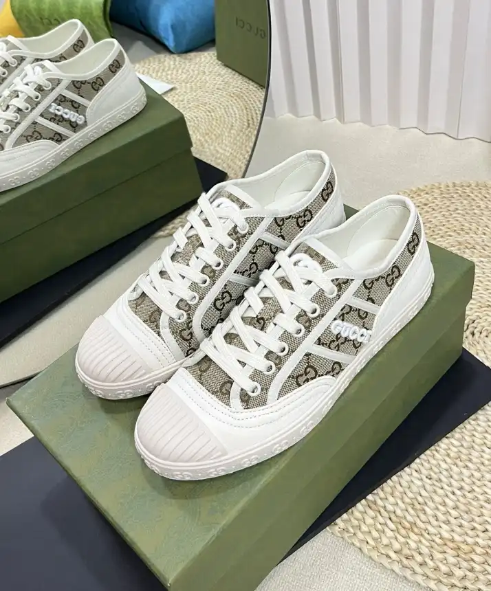 hype Gucci Sneakers