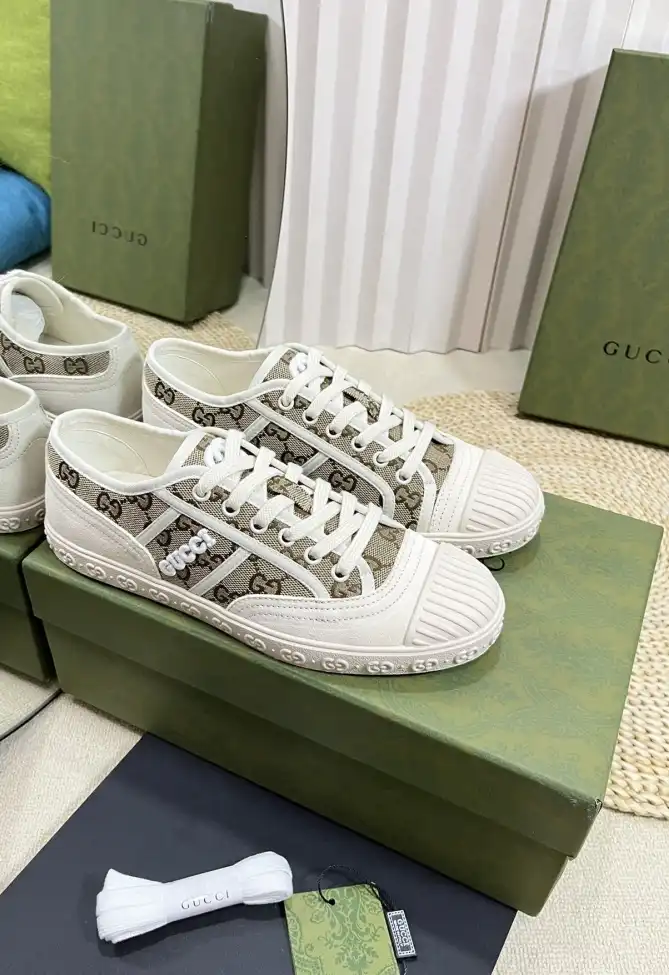 hype Gucci Sneakers