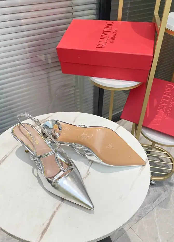 hype Valentino Sandals