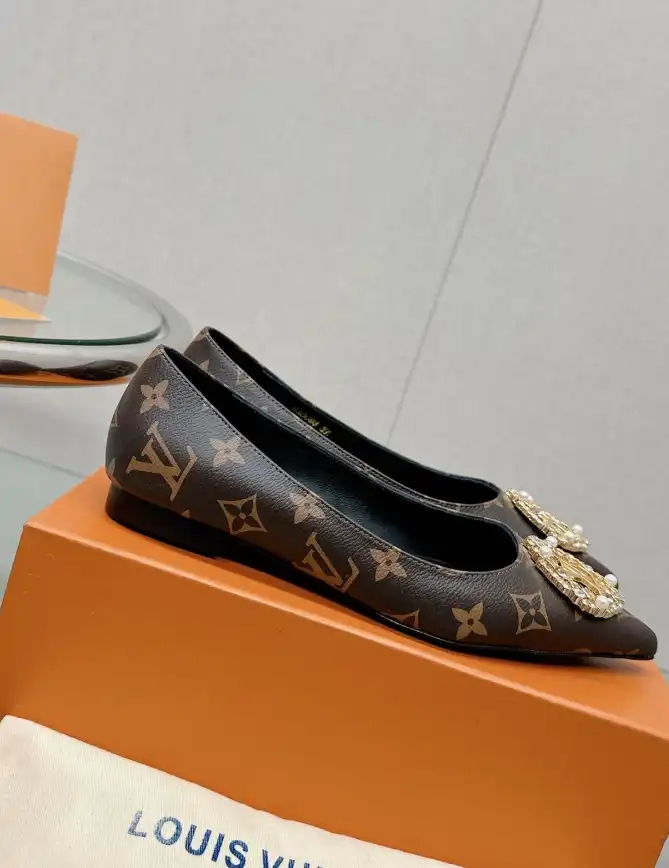 hype LV flat shoes