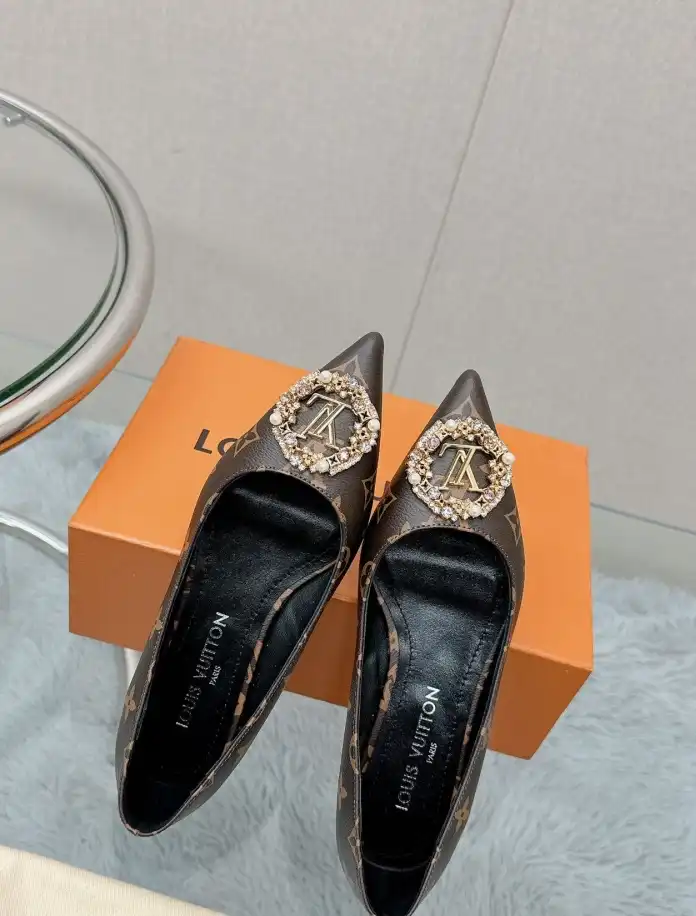 hype LV flat shoes