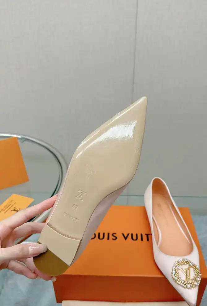 hype LV flat shoes