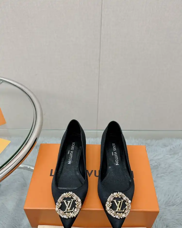 hype LV flat shoes