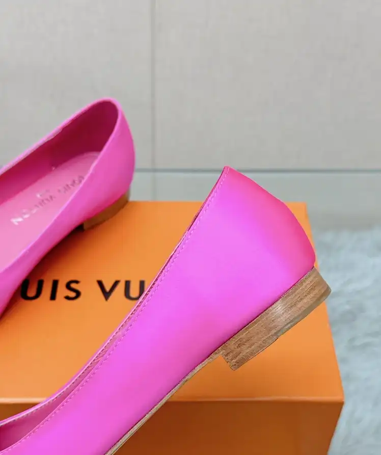 hype LV flat shoes