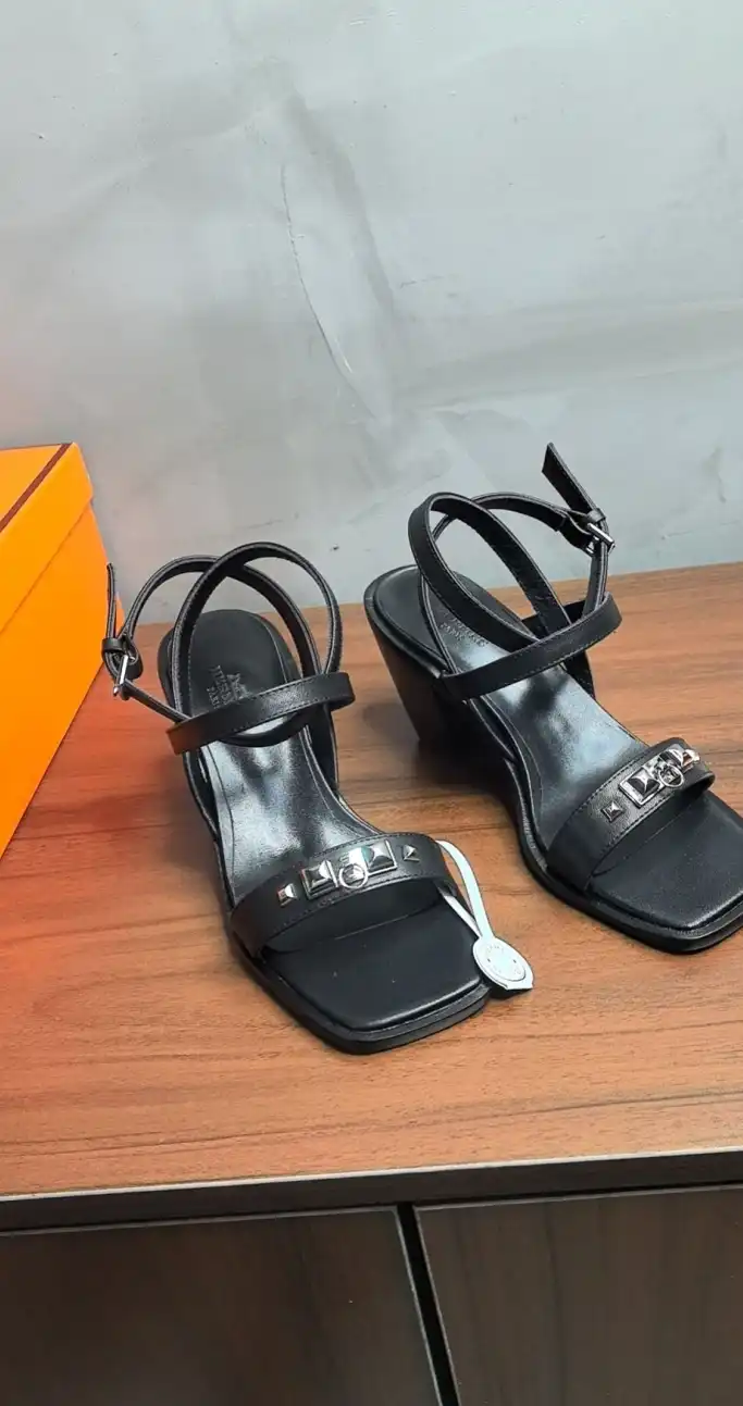 hype Hermes High Heels