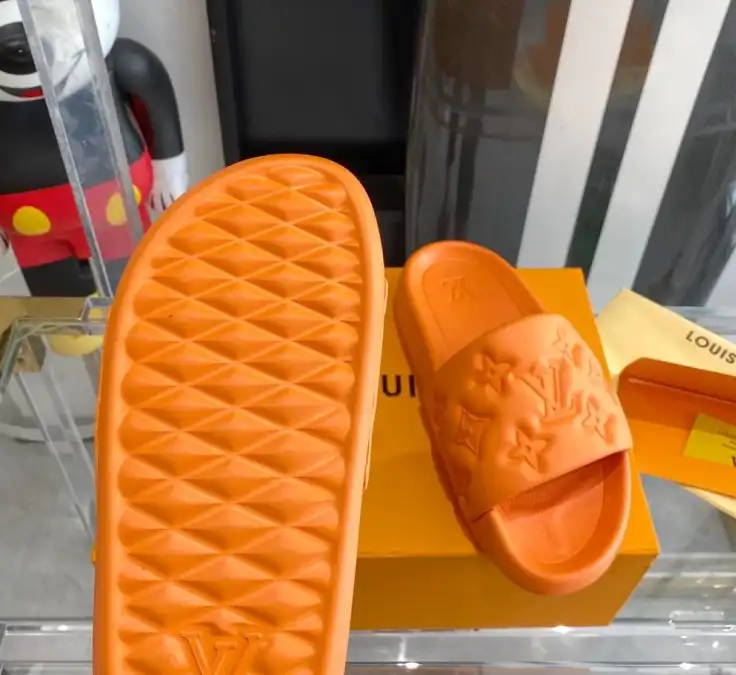 hype LV Slippers