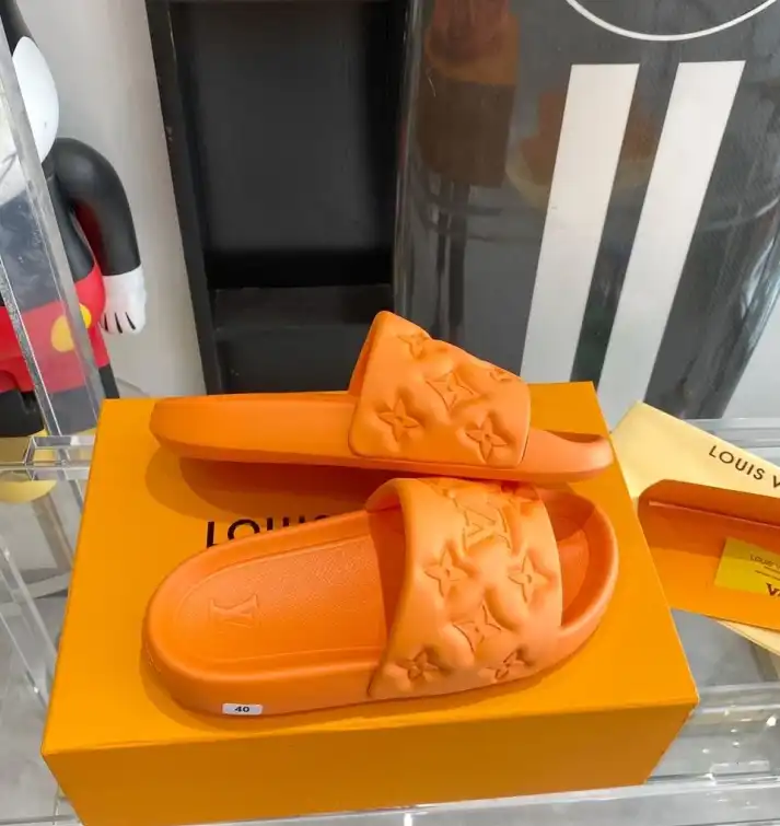 hype LV Slippers