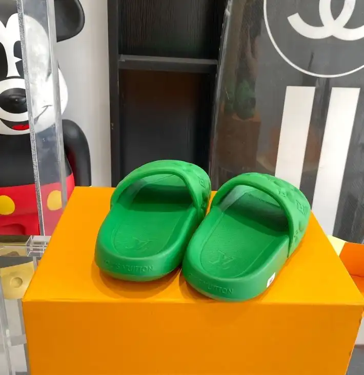 hype LV Slippers