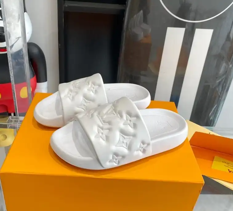 hype LV Slippers