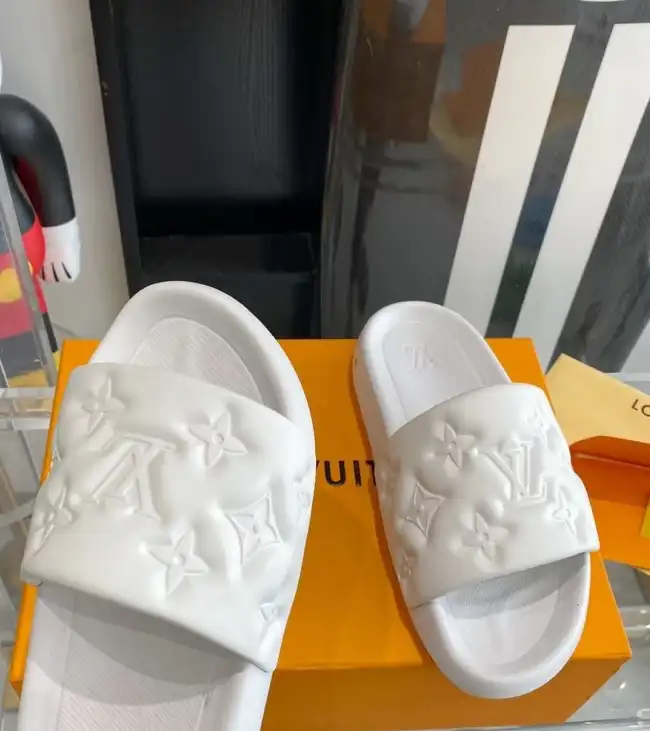 hype LV Slippers