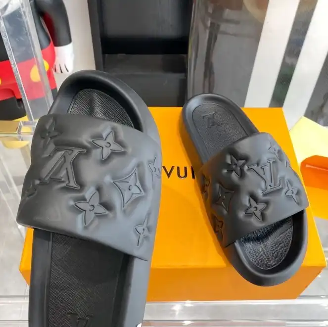 hype LV Slippers