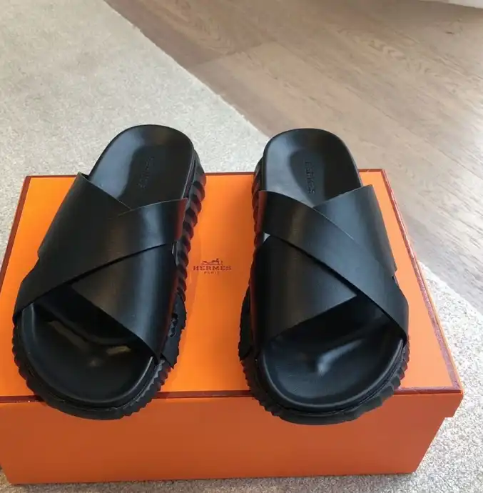 hype Hermes Slippers