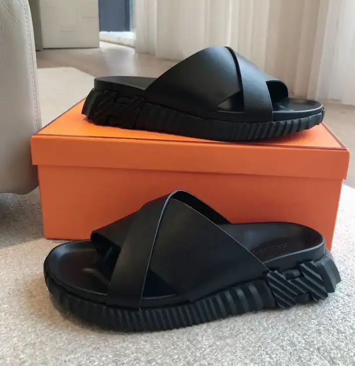 hype Hermes Slippers