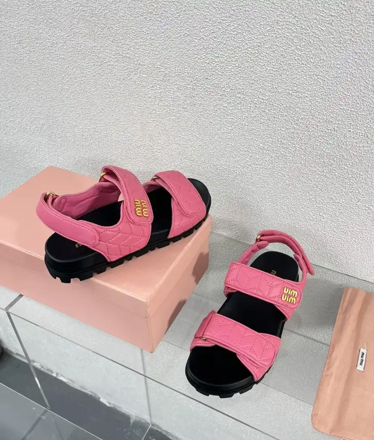 hype Miu Miu Sandals