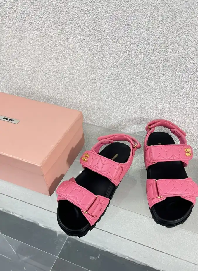 hype Miu Miu Sandals