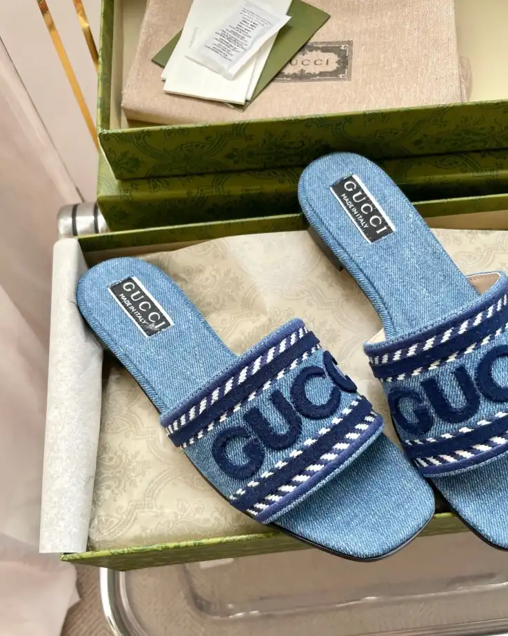 hype Gucci Slippers