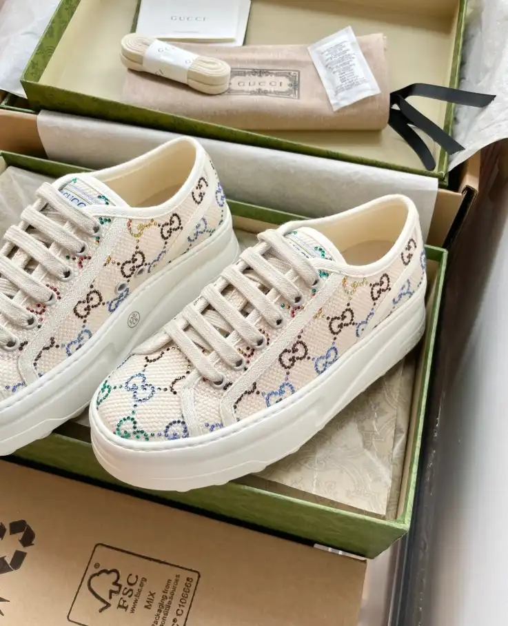 hype Gucci Sneakers