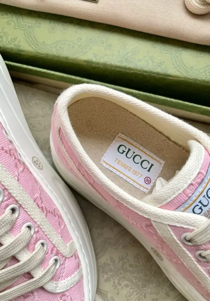 hype Gucci Sneakers