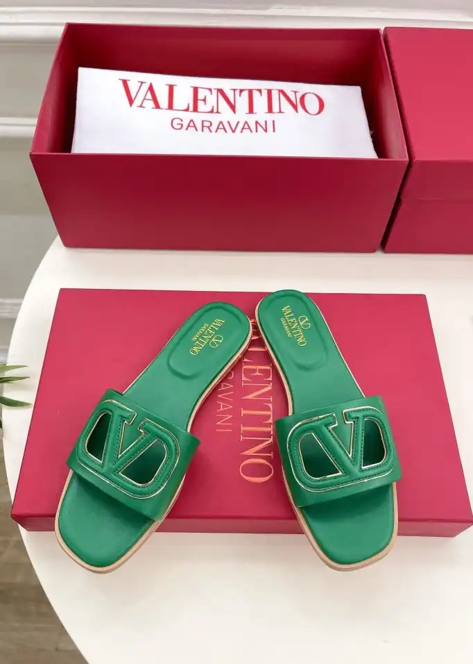 hype Valentino High Heels