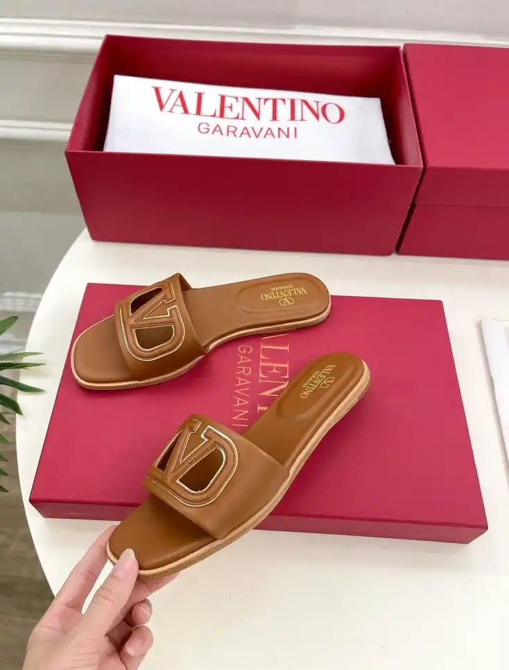 hype Valentino High Heels