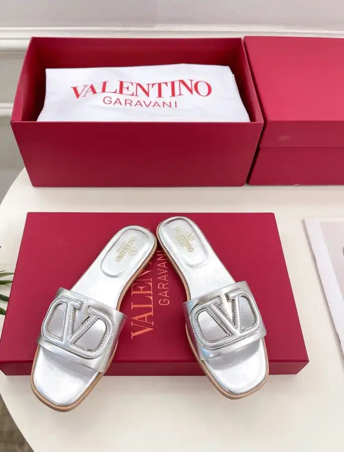 hype Valentino High Heels