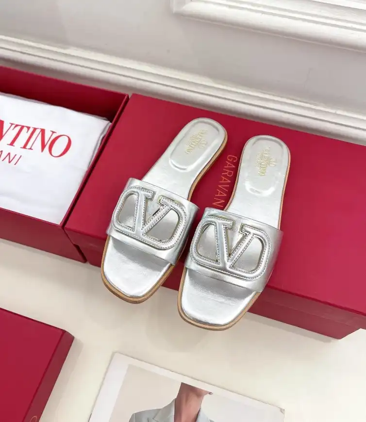 hype Valentino High Heels