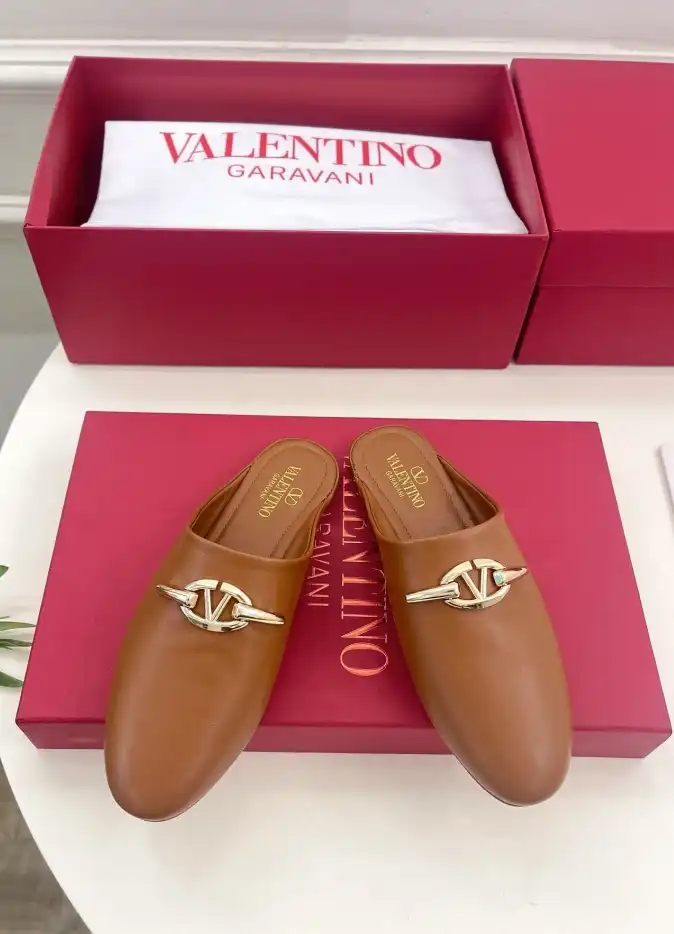 hype Valentino High Heels