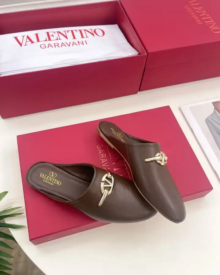 hype Valentino High Heels