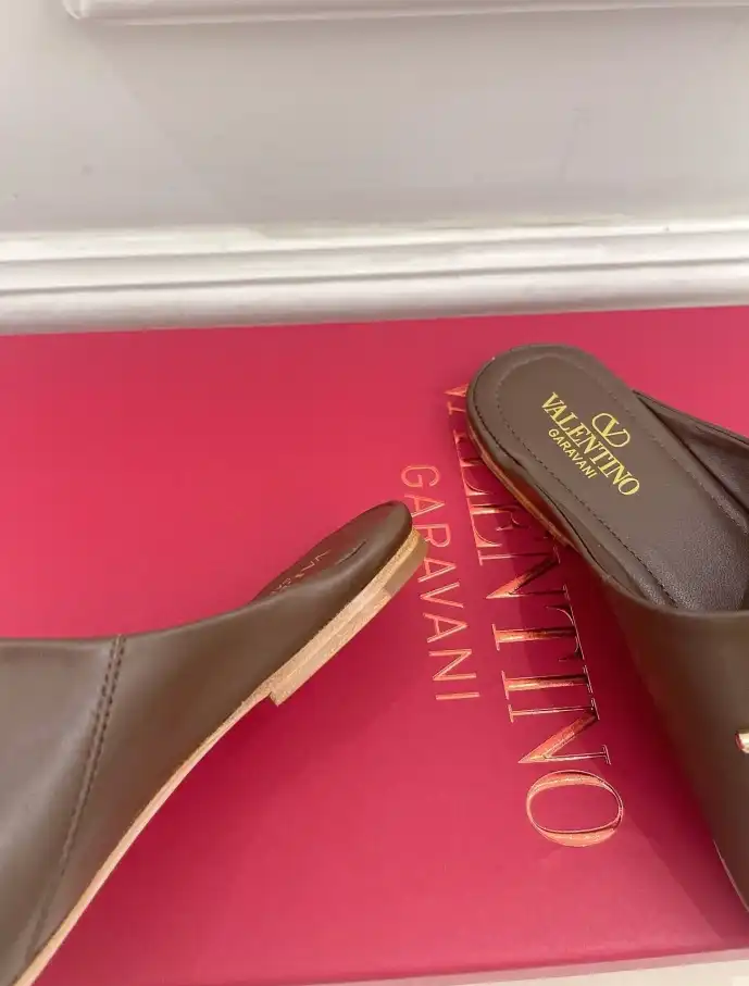 hype Valentino High Heels