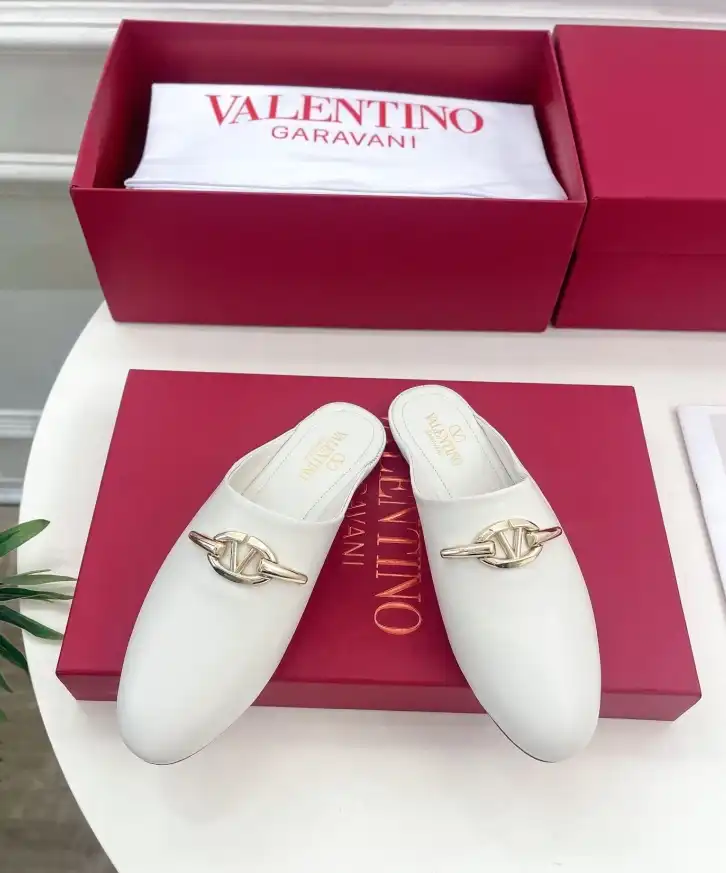 hype Valentino High Heels