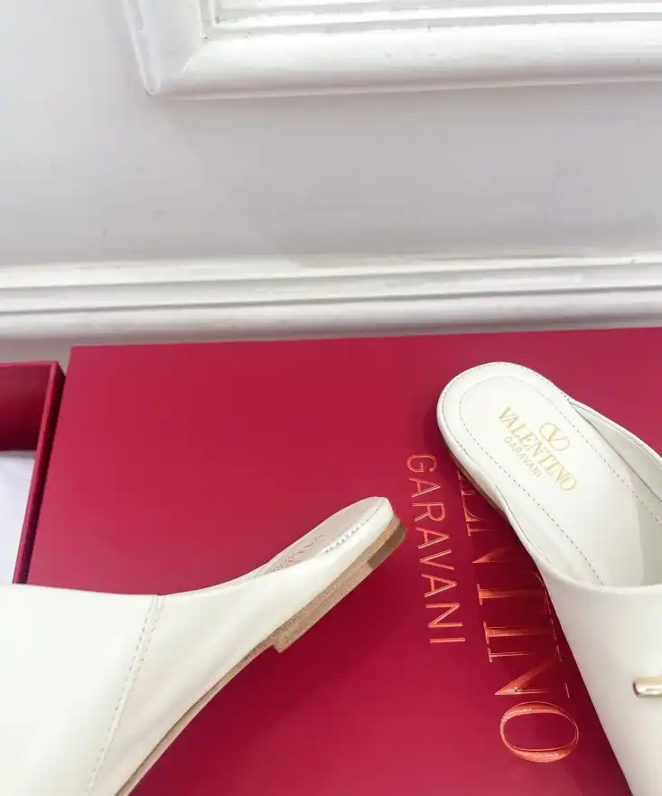 hype Valentino High Heels