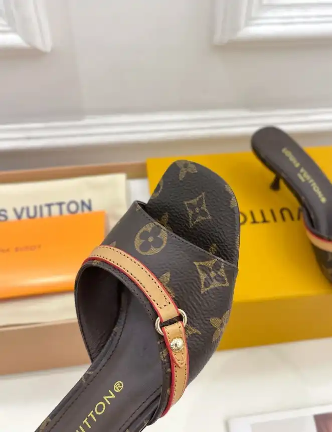 hype LV Slippers