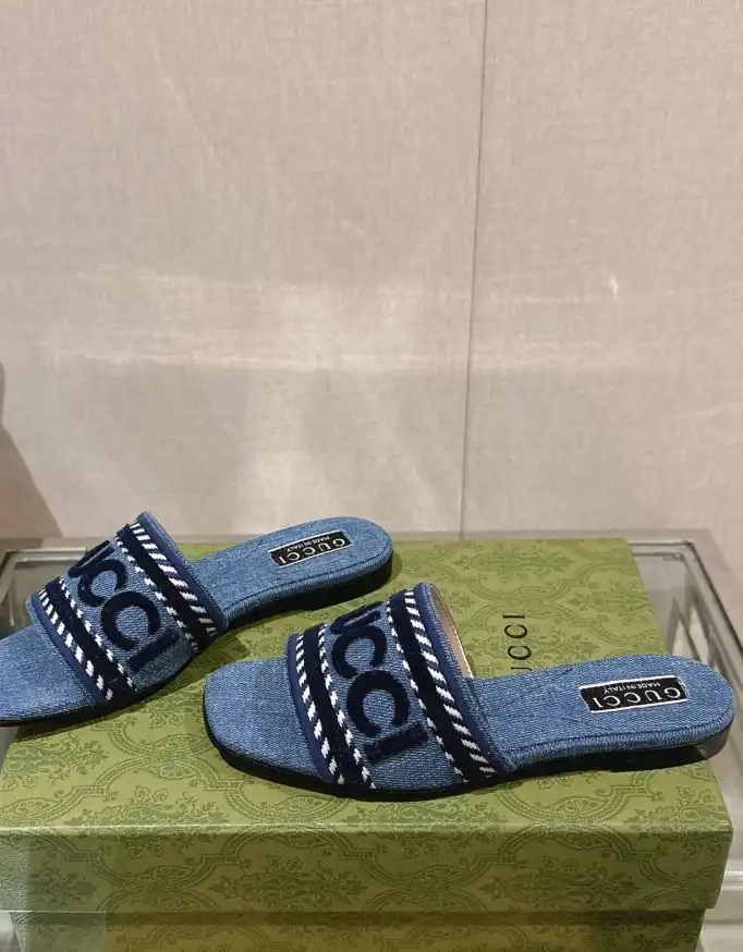 hype Gucci Slippers