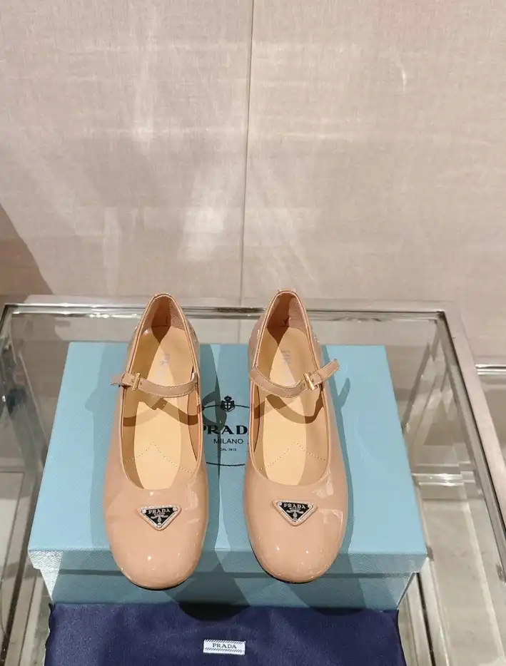 hype Prada flat shoes