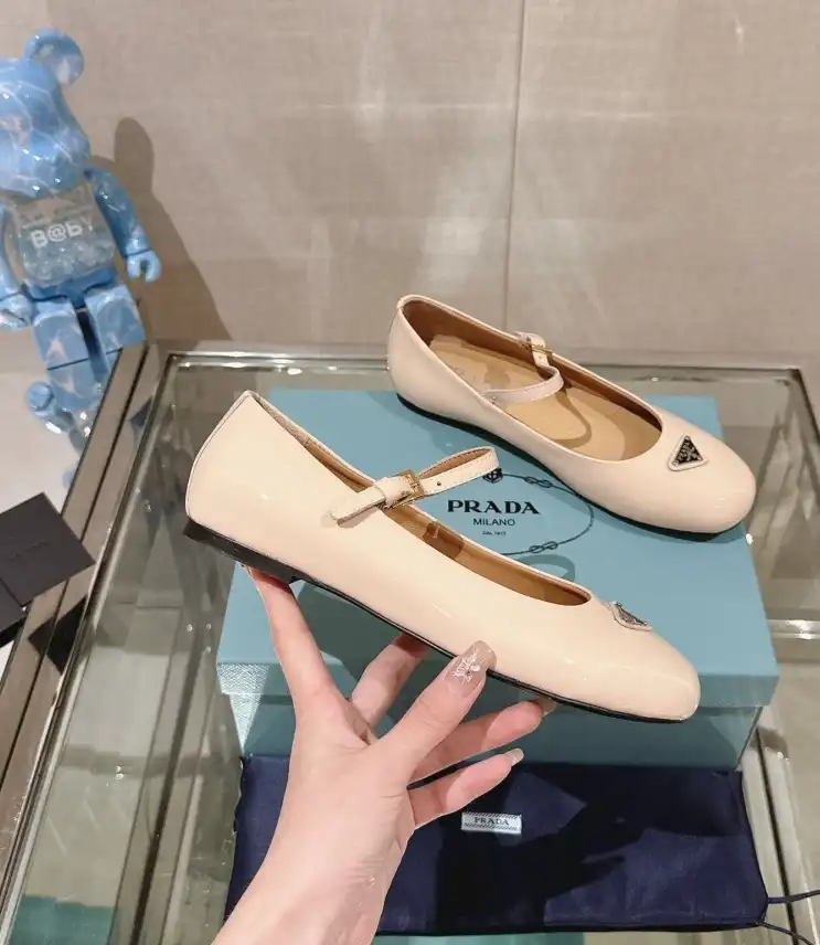 hype Prada flat shoes