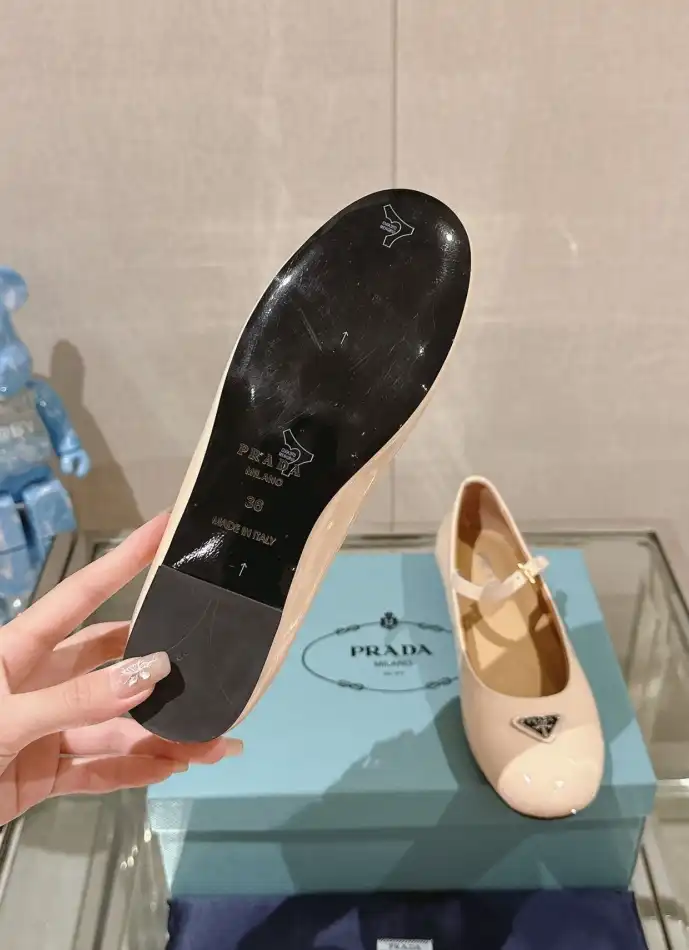 hype Prada flat shoes