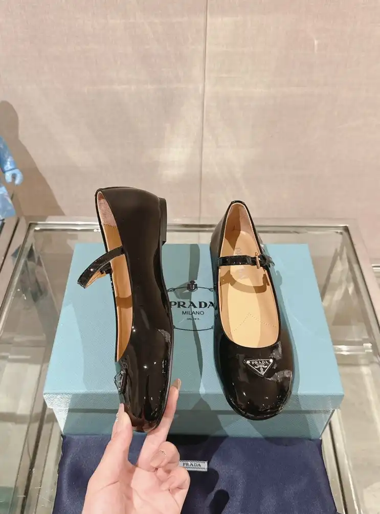 hype Prada flat shoes