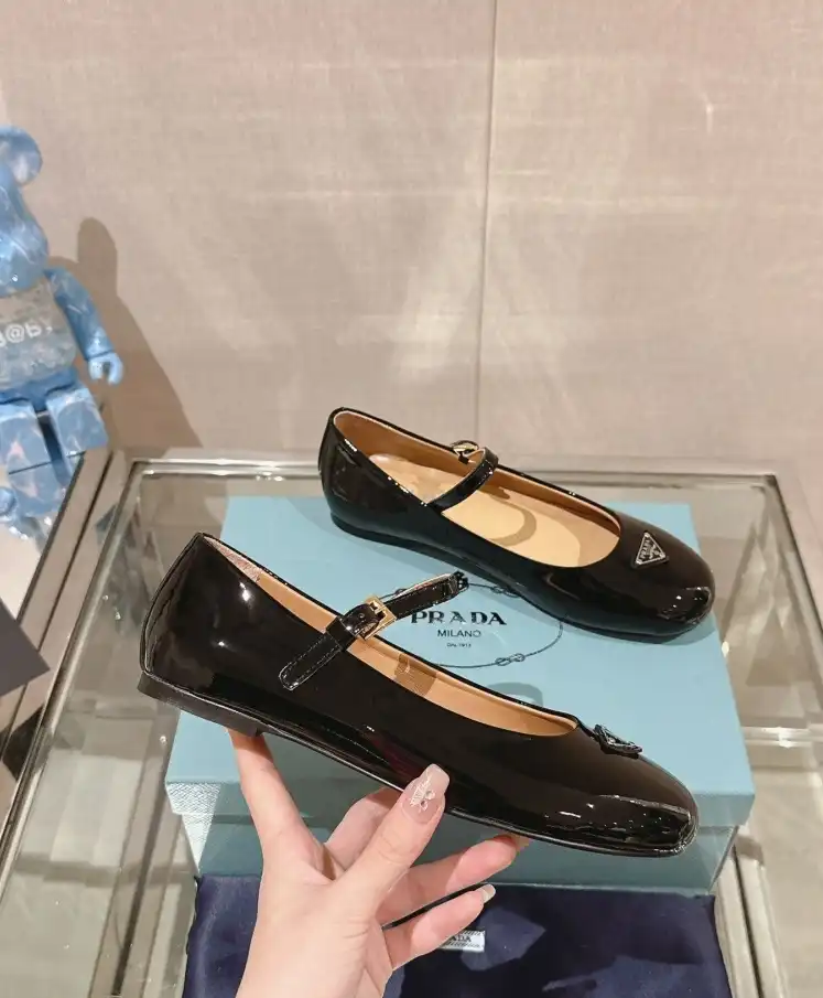 hype Prada flat shoes