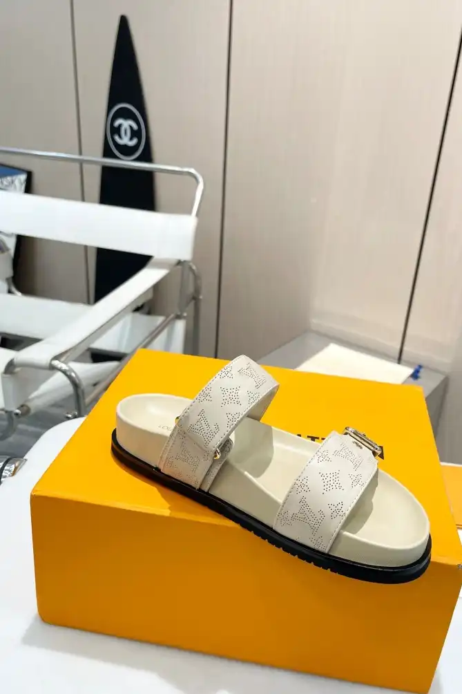 hype LV Slippers