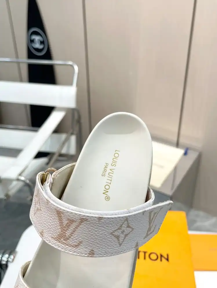 hype LV Slippers